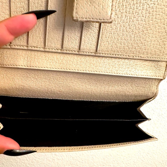 Gucci Monogram Long Wallet - Picture 8 of 9